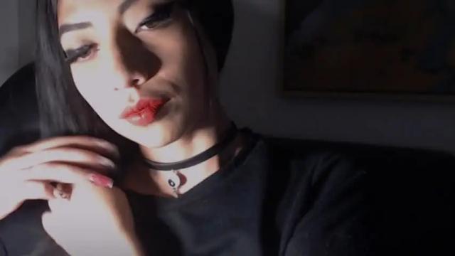 Image 3 of ey_im_simone Stream on Chaturbate on 13 months ago