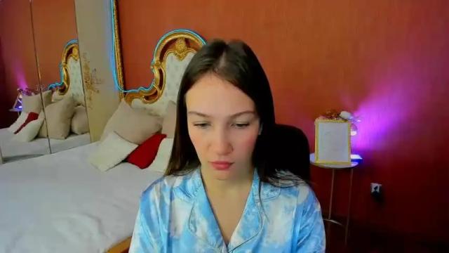 Image 10 of eyesintheocean Stream on Chaturbate on 19 months ago
