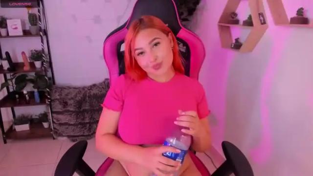 Image 6 of eyleen_24 Stream on Chaturbate on 27 months ago