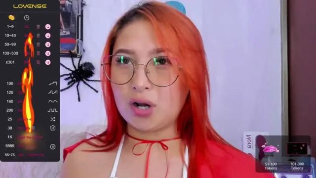 Image 2 of eyleen_24 Stream on Chaturbate on 26 months ago