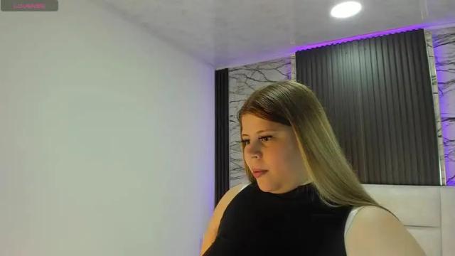 Image 2 of eymi_tomsom_ Stream on Chaturbate on 9 months ago