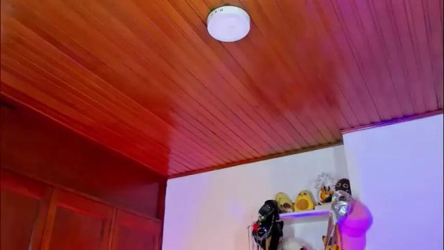 Image 2 of eymy_hadid_ Stream on Chaturbate on 1 month ago