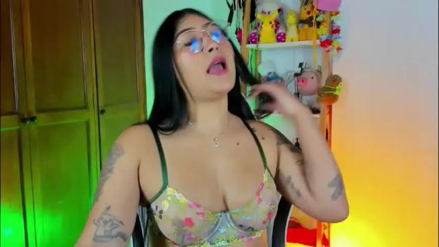 Image 6 of eymy_hadid_ Stream on Chaturbate on 17 days ago