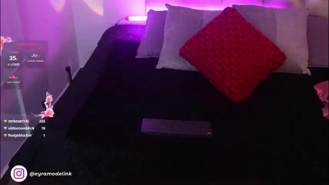 Image 3 of eyrarosee Stream on Chaturbate on 1 month ago