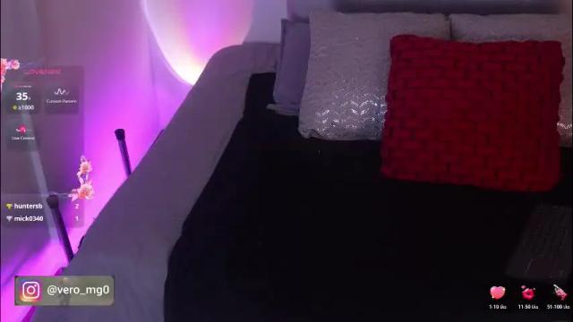 Image 4 of eyrarosee Stream on Chaturbate on 15 days ago