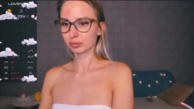 Thumbnail 3, f1oraa's Stream at Chaturbate, 17 months ago