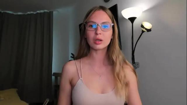 Thumbnail 1, f1oraa's Stream at Chaturbate, 22 days ago