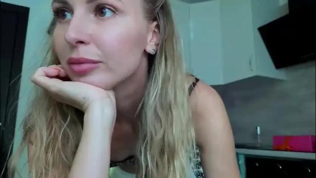 Thumbnail 1, f1oraa's Stream at Chaturbate, 27 days ago