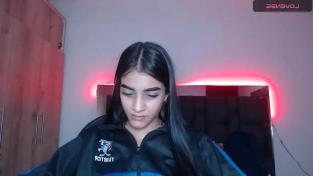 Image 7 of fabiana__stone Stream on Chaturbate on 14 months ago