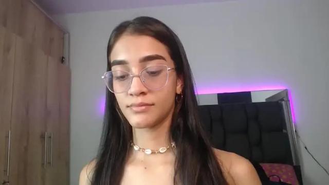 Image 11 of fabiana__stone Stream on Chaturbate on 13 months ago