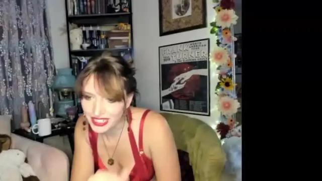 Image 3 of fae_valentine Stream on Chaturbate on 20 months ago
