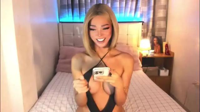 Image 11 of faelore_ Stream on Chaturbate on 2 months ago