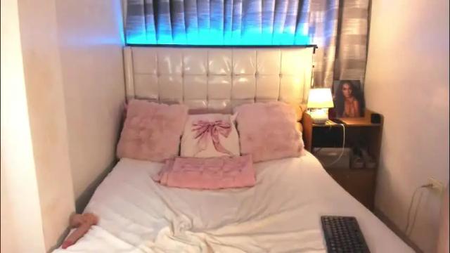 Image 12 of faelore_ Stream on Chaturbate on 25 days ago