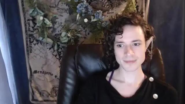 Image 2 of faetoy Stream on Chaturbate on 20 months ago