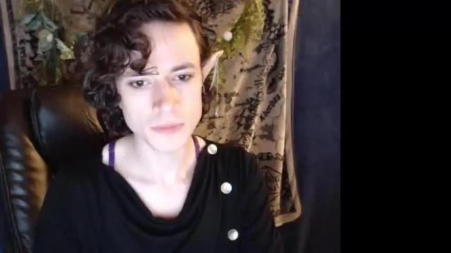 Image 3 of faetoy Stream on Chaturbate on 20 months ago
