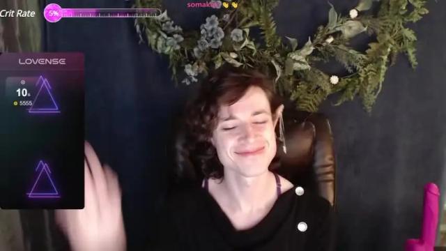 Image 7 of faetoy Stream on Chaturbate on 19 months ago