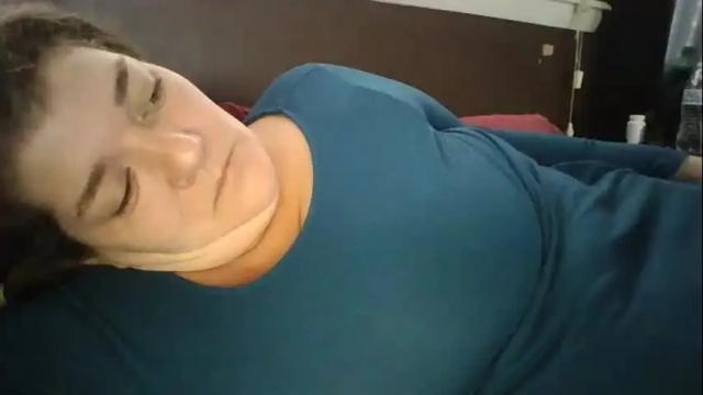 Image 3 of faidramae Stream on Chaturbate on 16 months ago