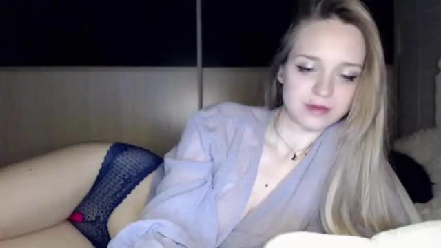 Image 4 of fair_blueberry Stream on Chaturbate on 17 months ago