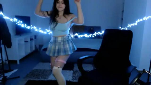 Image 6 of fairestsnowwhite Stream on Chaturbate on 14 months ago