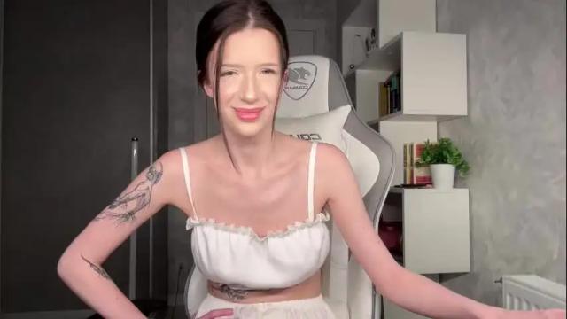 Image 6 of fairy_bloomix Stream on Chaturbate on 1 month ago