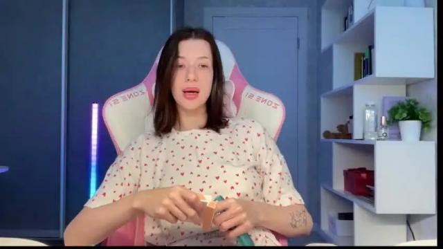 Thumbnail 1, fairy_bloomix's Stream at Chaturbate, 1 month ago