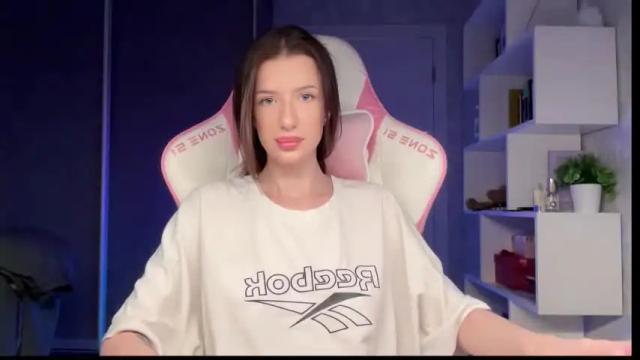 Image 7 of fairy_bloomix Stream on Chaturbate on 28 days ago