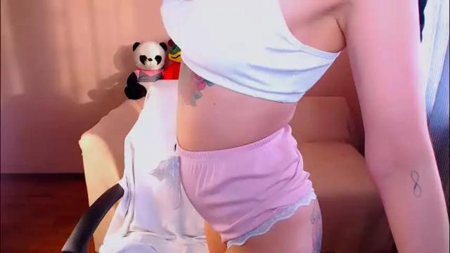 Image 3 of fairy_elli_hot Stream on Chaturbate on 2 months ago