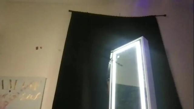 Image 10 of fairy_moan Stream on Chaturbate on 2 months ago