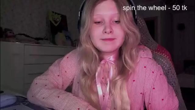 Thumbnail 1, fairydreams_'s Stream at Chaturbate, 1 month ago