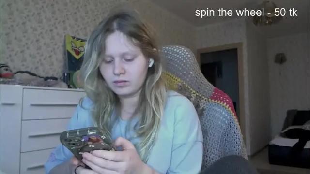 Thumbnail 1, fairydreams_'s Stream at Chaturbate, 1 month ago