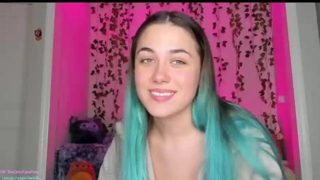 Image 6 of fairyinthewild Stream on Chaturbate on 22 months ago