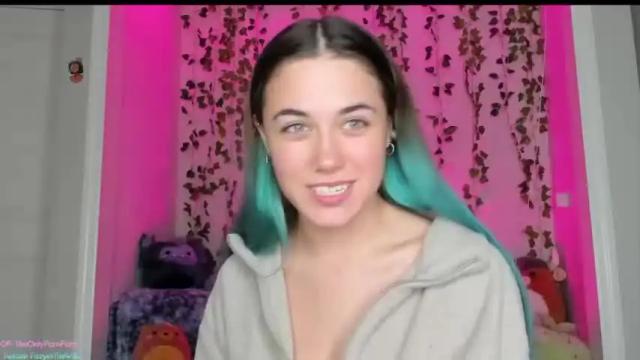 Image 7 of fairyinthewild Stream on Chaturbate on 22 months ago