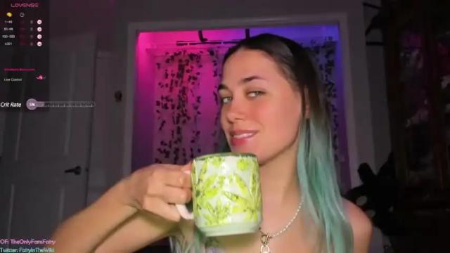 Image 2 of fairyinthewild Stream on Chaturbate on 20 months ago