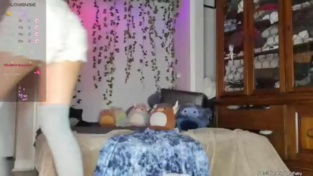 Image 3 of fairyinthewild Stream on Chaturbate on 18 months ago