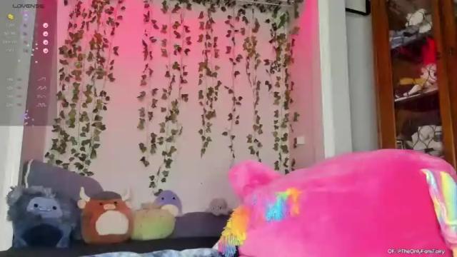 Image 11 of fairyinthewild Stream on Chaturbate on 18 months ago