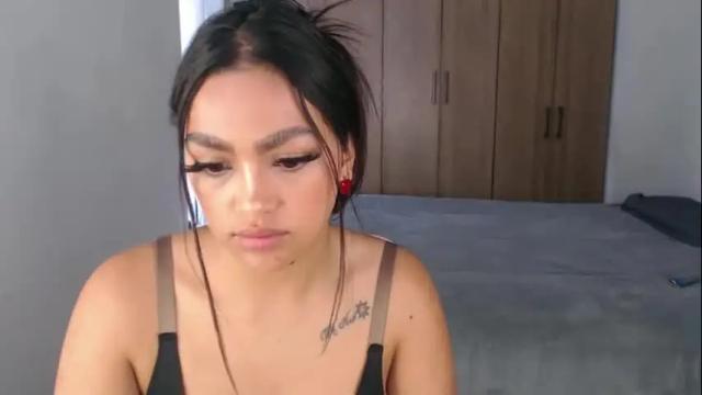 Image 12 of fairylatin Stream on Chaturbate on 2 months ago