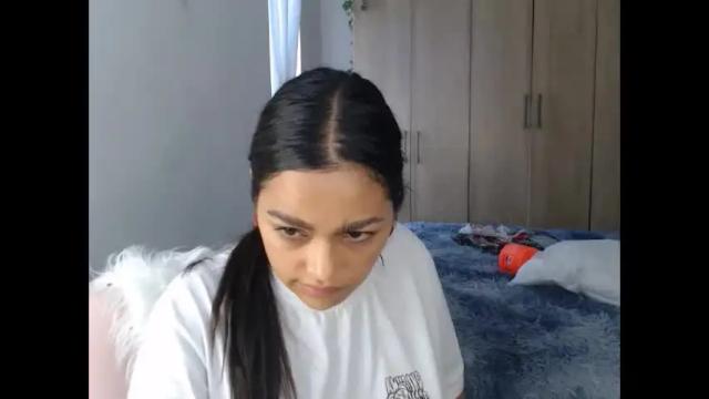 Image 6 of fairylatin Stream on Chaturbate on 1 month ago