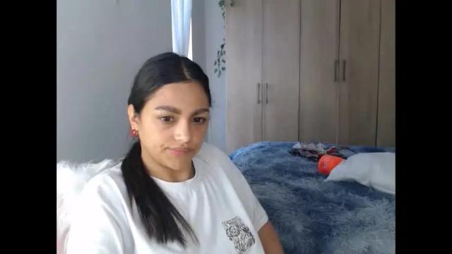 Image 8 of fairylatin Stream on Chaturbate on 1 month ago