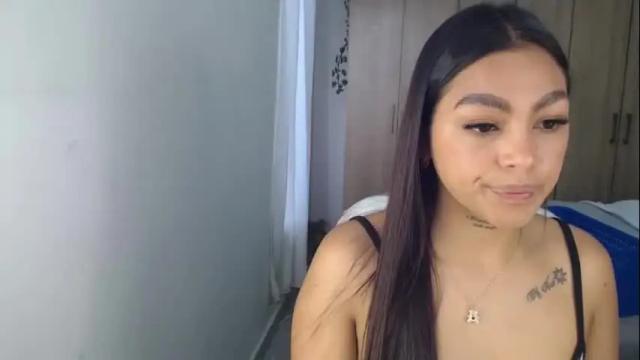 Image 3 of fairylatin Stream on Chaturbate on 1 month ago