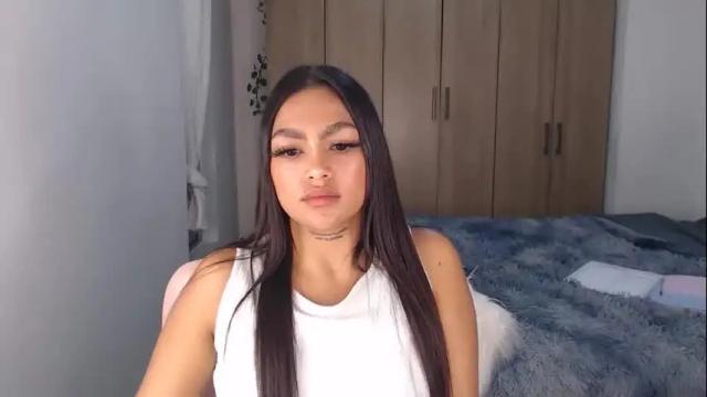 Image 8 of fairylatin Stream on Chaturbate on 1 month ago
