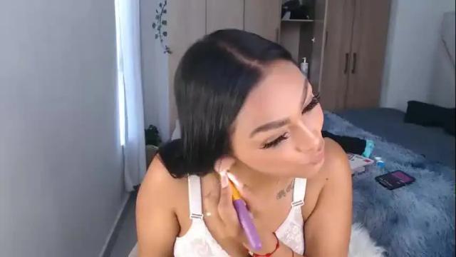 Image 11 of fairylatin Stream on Chaturbate on 19 days ago