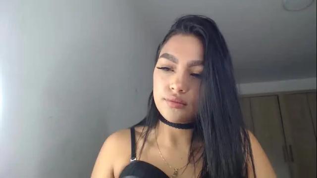 Image 7 of fairylatin Stream on Chaturbate on 13 days ago