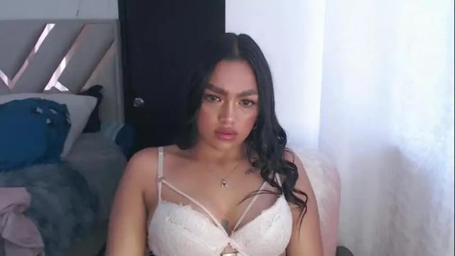 Image 10 of fairylatin Stream on Chaturbate on 2 months ago