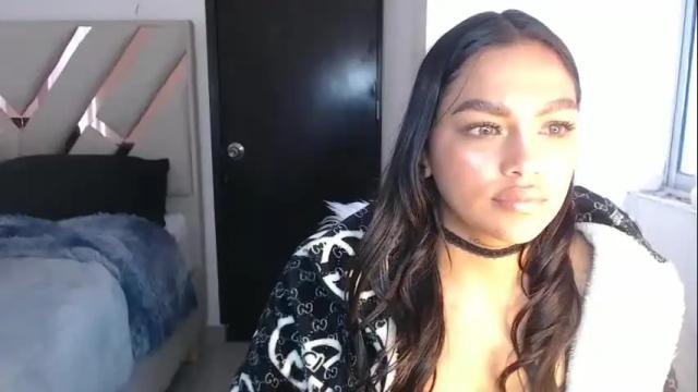 Image 12 of fairylatin Stream on Chaturbate on 2 months ago