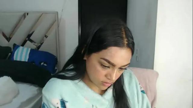 Image 11 of fairylatin Stream on Chaturbate on 2 months ago