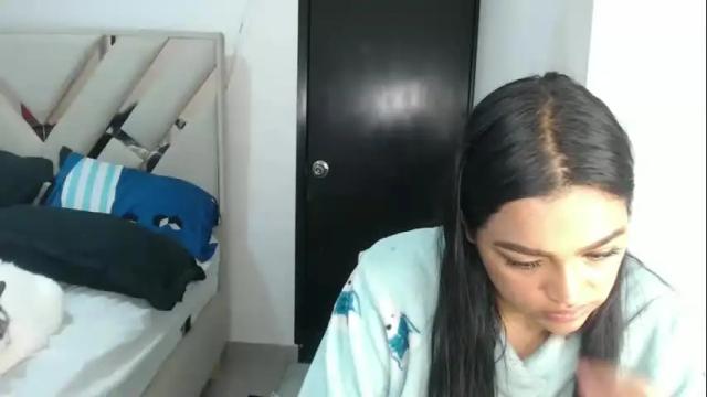 Image 8 of fairylatin Stream on Chaturbate on 2 months ago