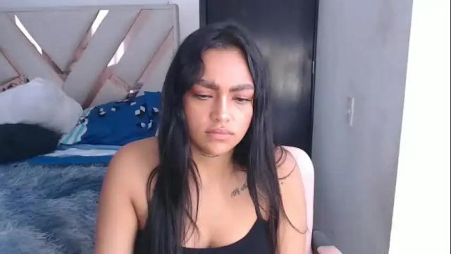 Image 4 of fairylatin Stream on Chaturbate on 2 months ago