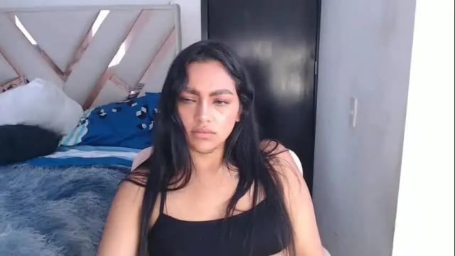 Image 8 of fairylatin Stream on Chaturbate on 2 months ago
