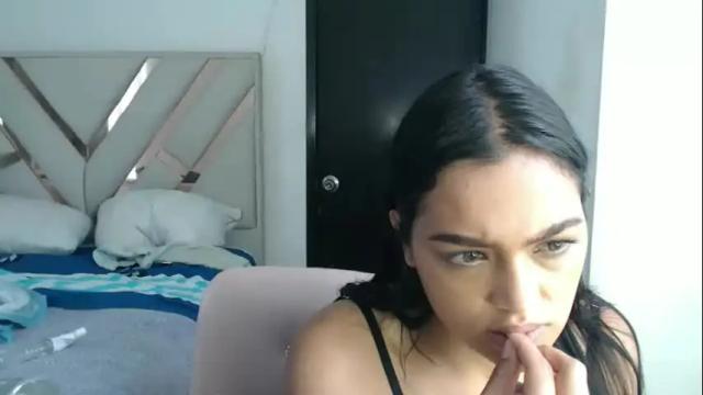 Image 6 of fairylatin Stream on Chaturbate on 2 months ago