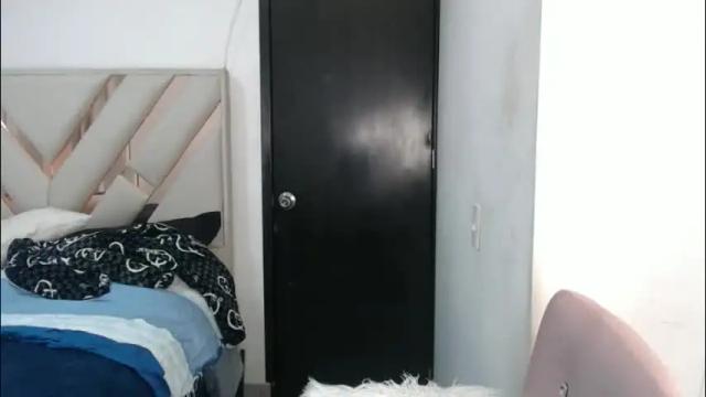Image 4 of fairylatin Stream on Chaturbate on 2 months ago